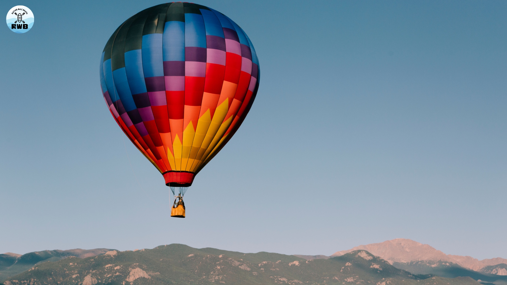 hot air balloon in jim corbett