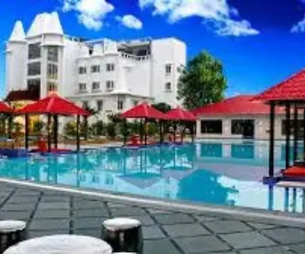 Tiara Hotels & Resort in jim corbett